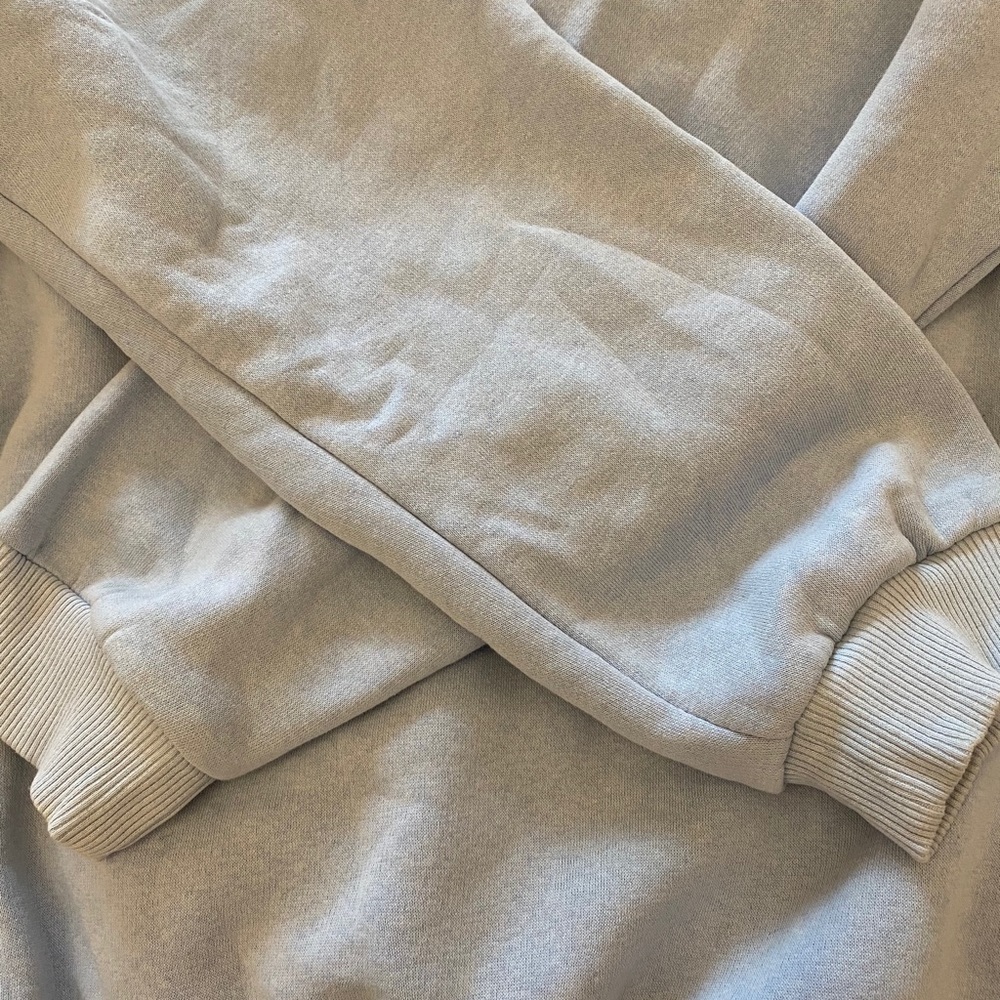 LIGHT BLUE CREWNECK - Picture 3 of 3